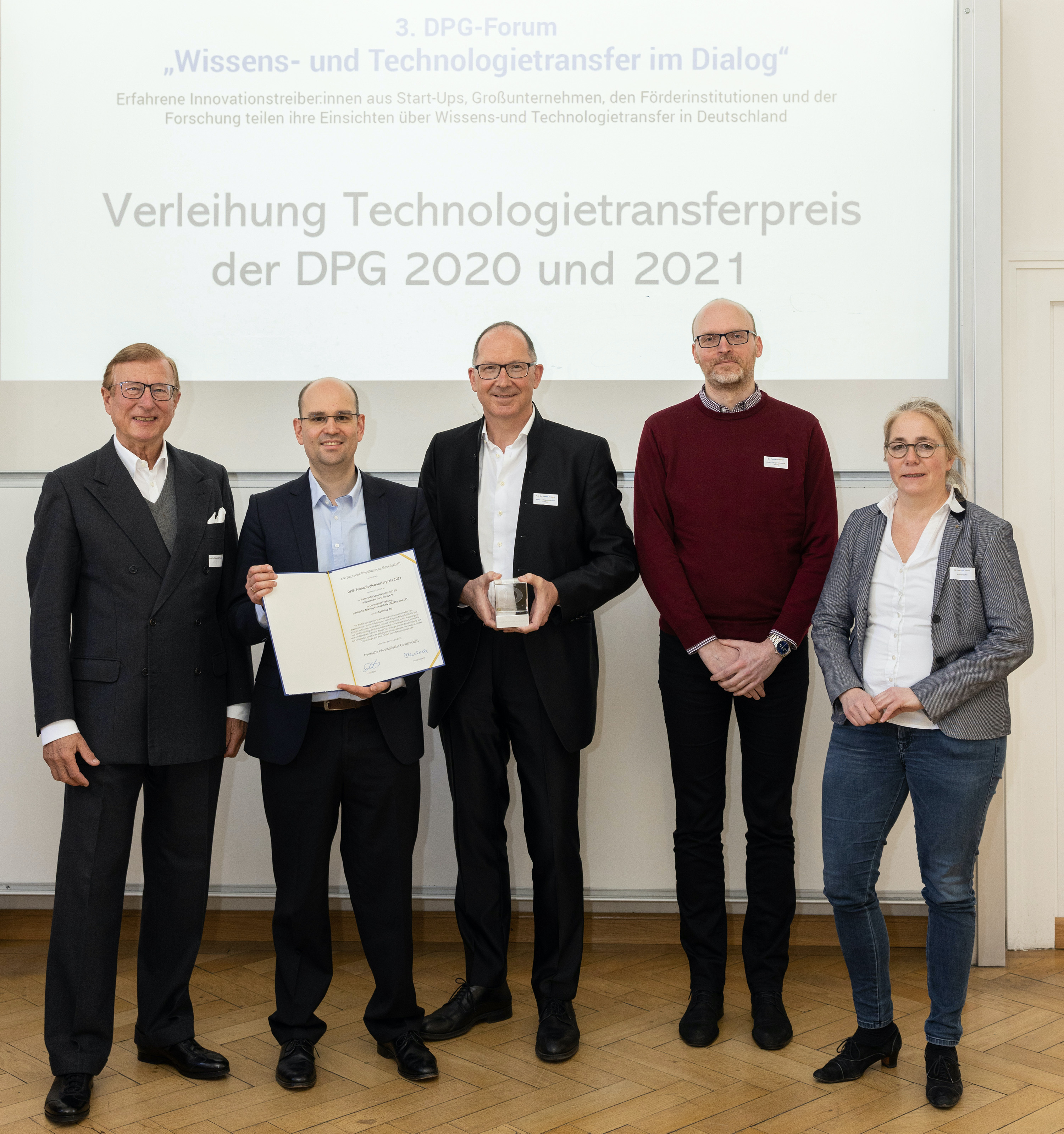 PCRSchnelltestgerät zur Infektionsdiagnostik innBW